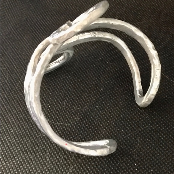 Aluminum Cuff, lightweight, non-tarnishing - Picture 3 of 5